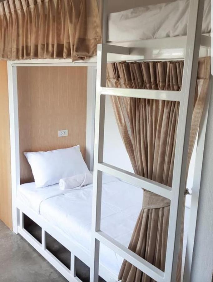 Jindabyne Cafe & Hostel Chiang Mai Buitenkant foto