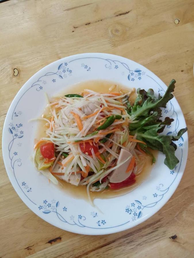 Jindabyne Cafe & Hostel Chiang Mai Buitenkant foto