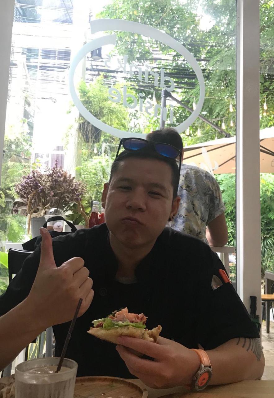 Jindabyne Cafe & Hostel Chiang Mai Buitenkant foto