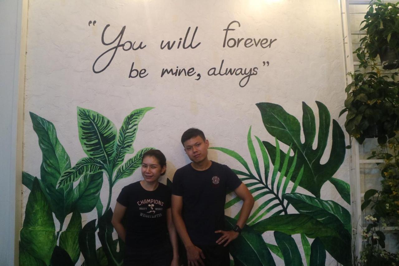 Jindabyne Cafe & Hostel Chiang Mai Buitenkant foto