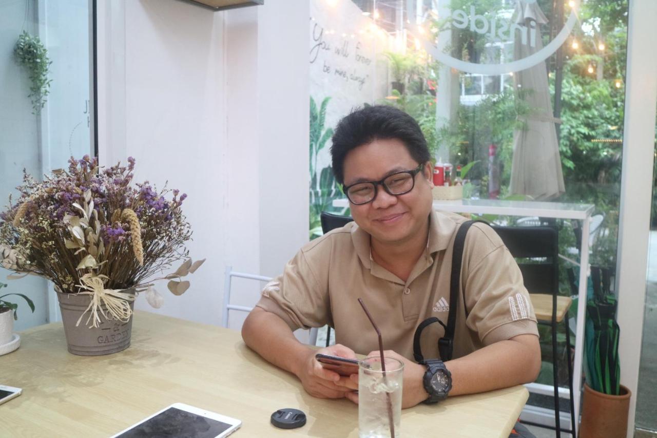 Jindabyne Cafe & Hostel Chiang Mai Buitenkant foto